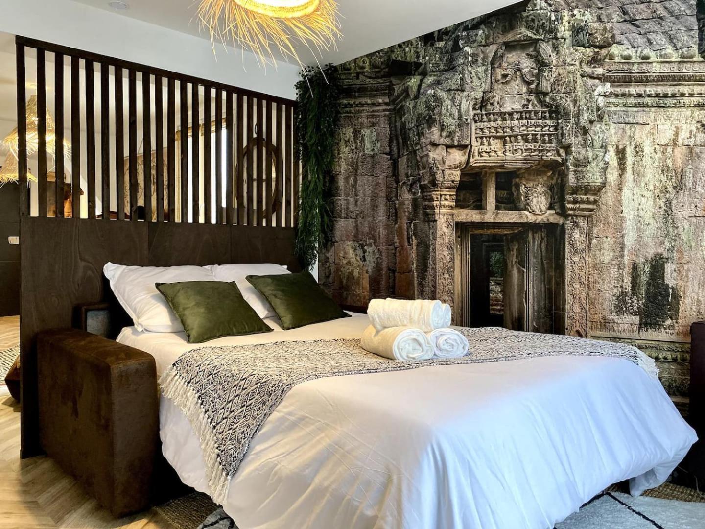 L'Expedition - Best Keys - Experience Unique - Deco Immersive - Lit Queen Size & Canape Convertible - Centre Ville - Netflix & Wifi Illimite - Check-In Autonome - Parking Gratuit Villeneuve-sur-Yonne المظهر الخارجي الصورة